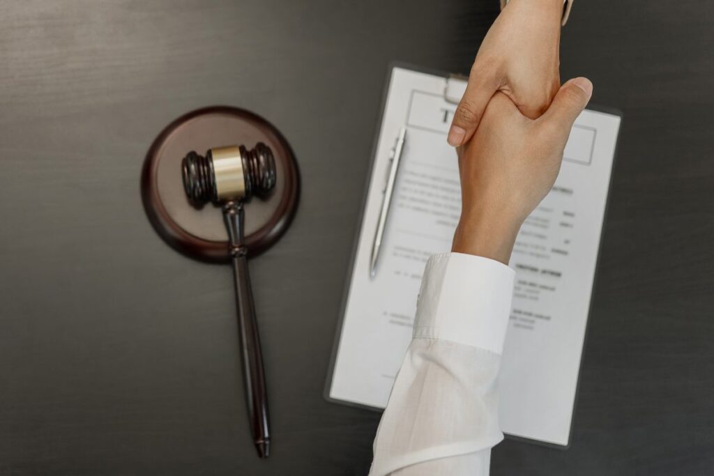 Full-service corporate law for eCommerce businesses